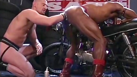 Amazingly Hot Black Boyfriend Gets His Bottom Drille